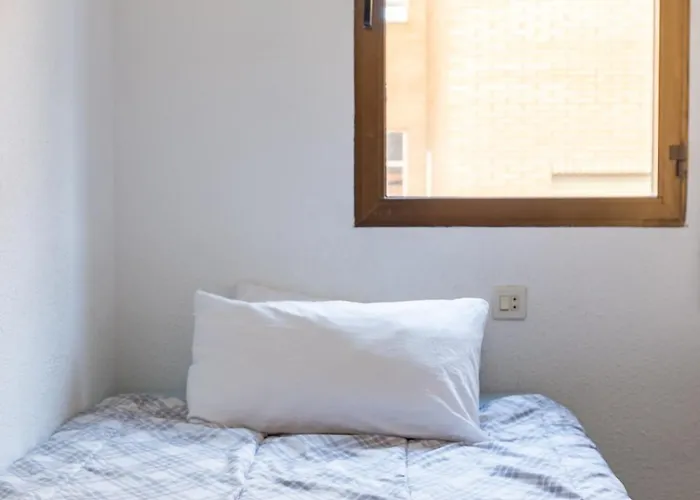 Yecla Flat By Invalencia